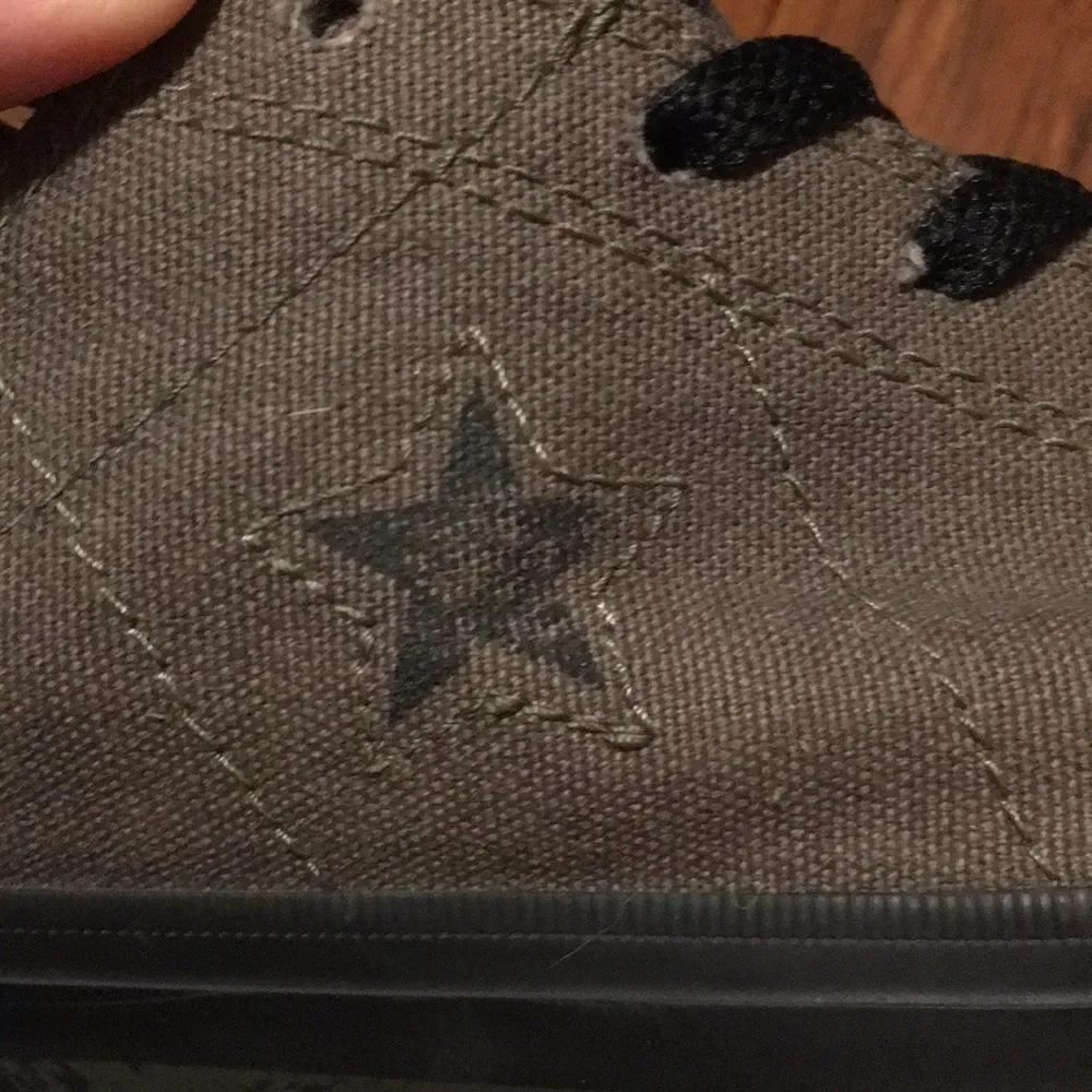 Converse One Star Gray Camo Skull Sneakers Youth 5